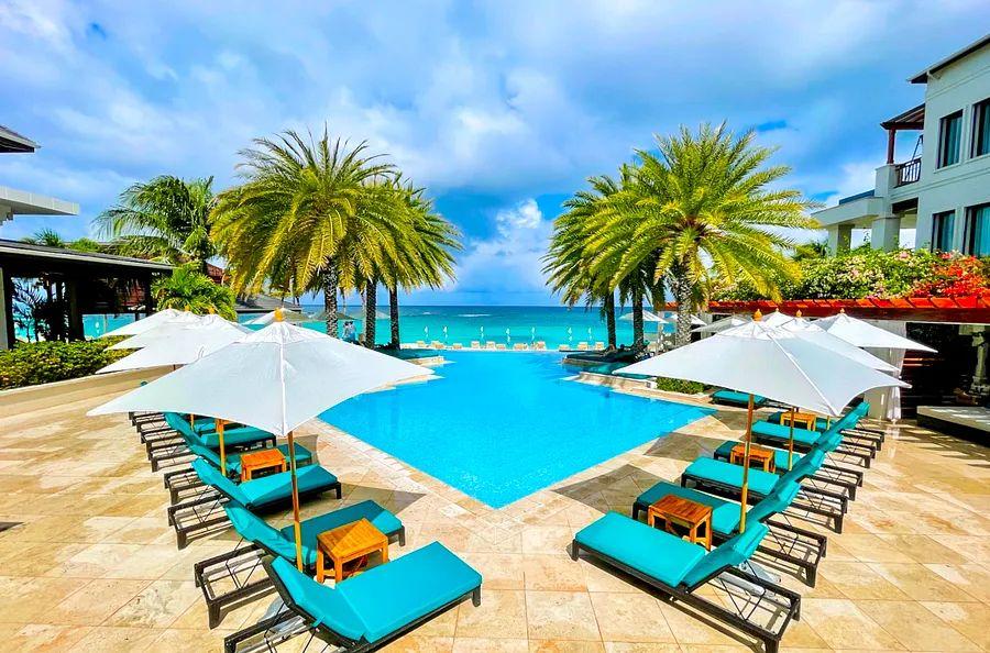 Cover Image for Hilton’s Hidden Gem: A Review of the Zemi Beach House, LXR Hotels & Resorts