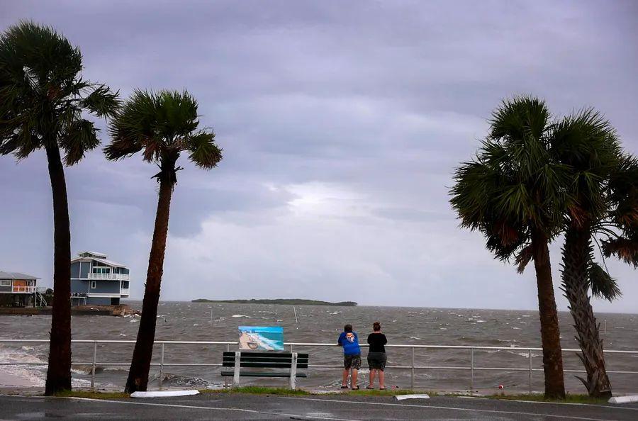 Cover Image for Tropical Storm Debby triggers 1,600 flight cancellations after a challenging weekend for air travel