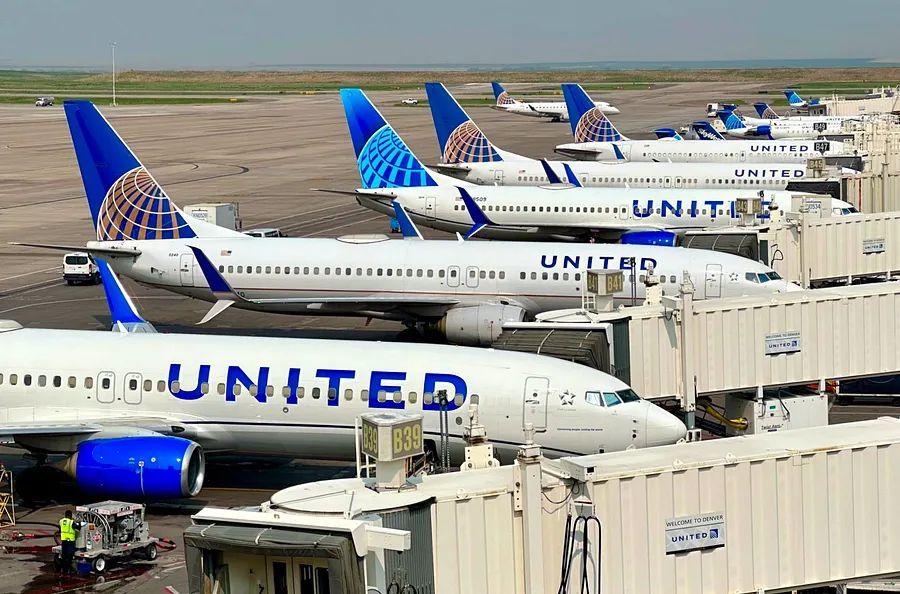 Cover Image for Your comprehensive guide to United Million Miler status