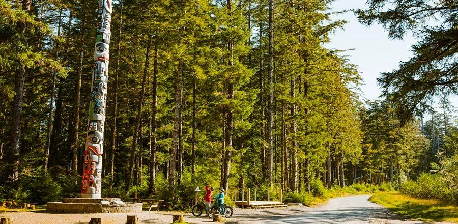 Cover Image for Reasons to Visit Haida Gwaii, the Canadian Archipelago