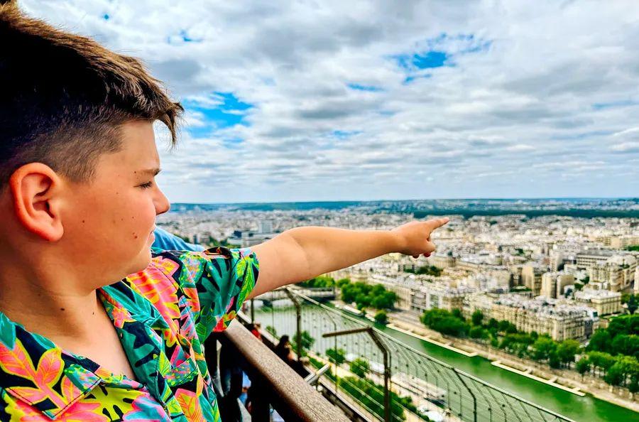 Cover Image for How I turned my son's dream of visiting Paris into reality using points and miles