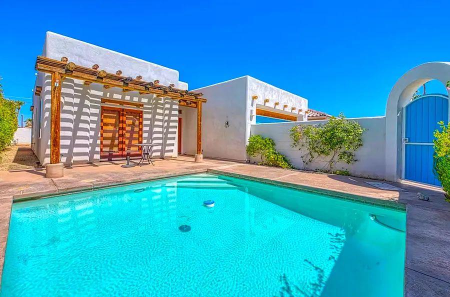 Cover Image for Use points to reserve these 10 vacation rentals for your Labor Day weekend.