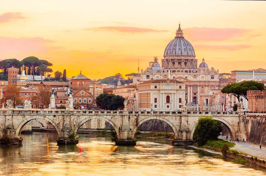 Cover Image for Hurry! Take advantage of this Delta deal: Fly to Europe in business class for only 148,000 SkyMiles