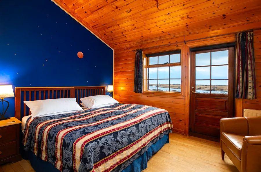 Cover Image for How to earn and use Hilton Honors points at Small Luxury Hotels of the World