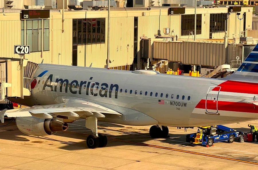 Cover Image for American introduces exciting new Caribbean destination while cutting its transcontinental Miami route in a major network overhaul