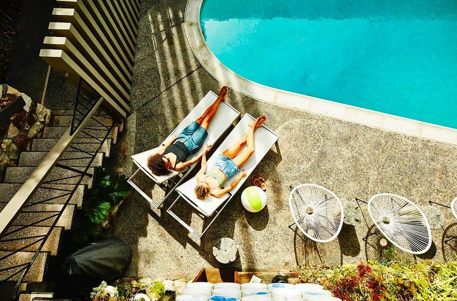 Cover Image for The Ultimate Honeymoon Planning Guide for Beginners