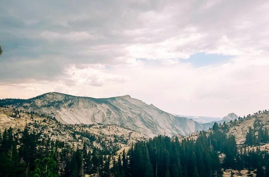 Cover Image for A glamping escape you can book with Hilton Honors points: My experience at AutoCamp Yosemite