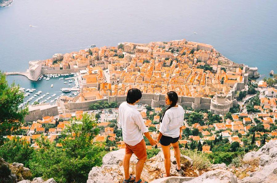 Cover Image for Top 10 Must-Visit Destinations in August