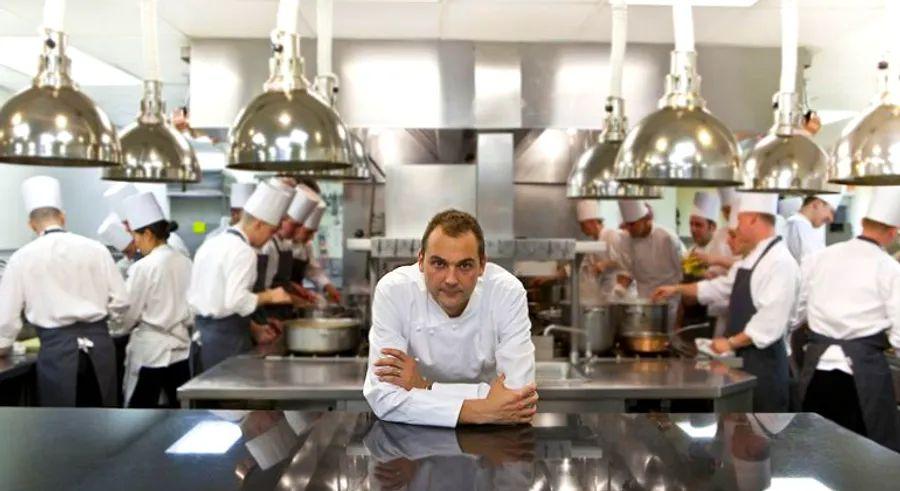 Cover Image for A restaurant once hailed as the best in the world reopens its doors to serve first responders