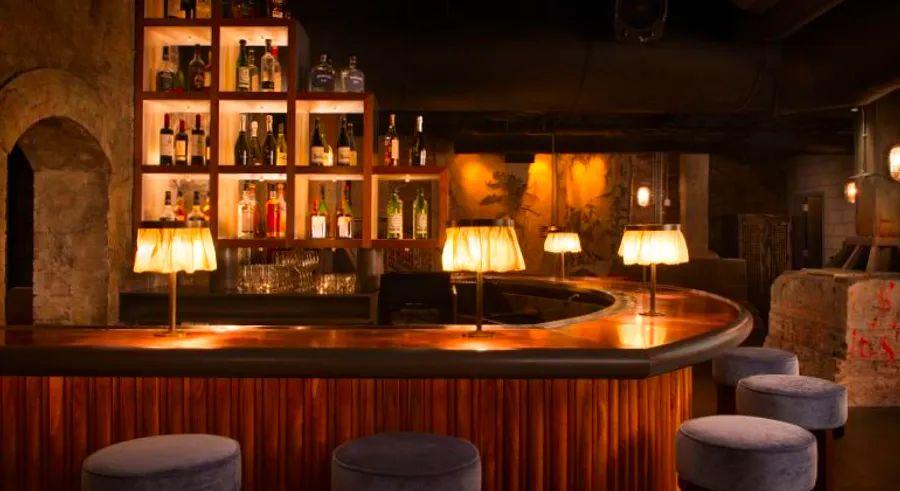 Cover Image for Check out NYC's newest must-visit bar: The Alley Cat Amateur Theatre.
