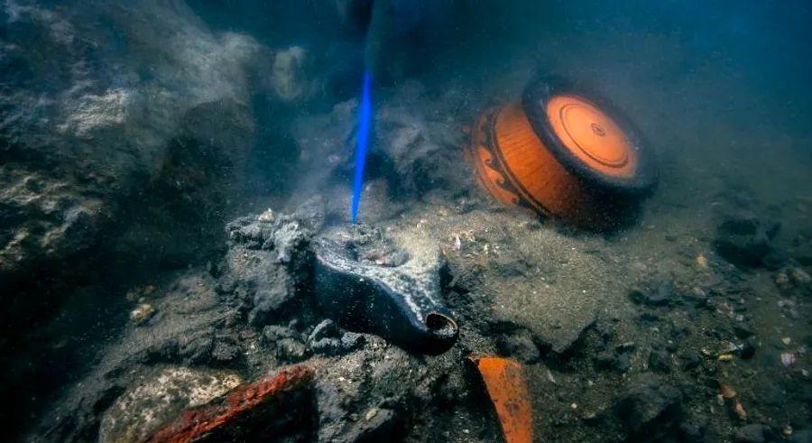 Cover Image for Ancient Egyptian treasures, including fruit preserved for 2,400 years, have been uncovered at a historical site.