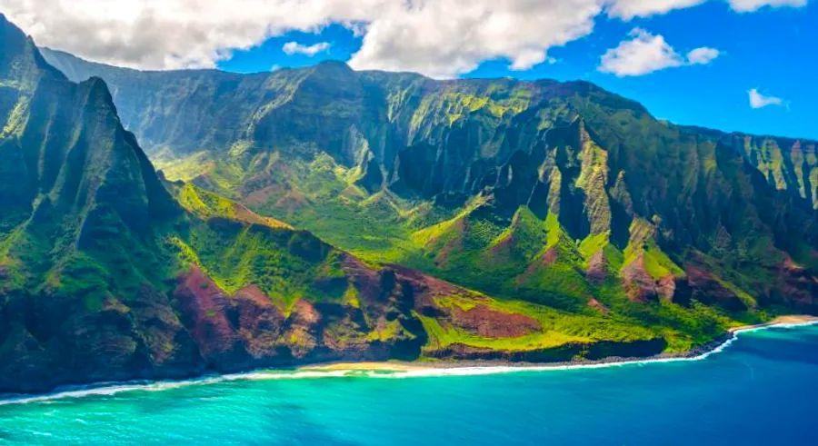 Cover Image for Visiting Hawaii During Covid-19: Essential Travel Information You Need to Know