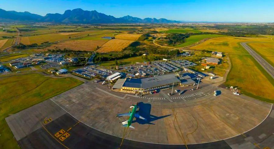 Cover Image for Six airports powered by solar energy have launched in South Africa.