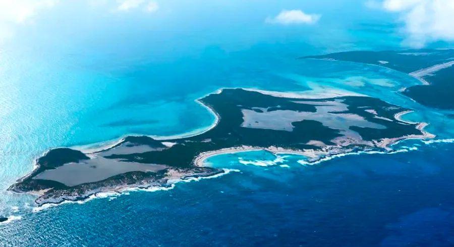 Cover Image for Stunning private island in the Bahamas now up for sale