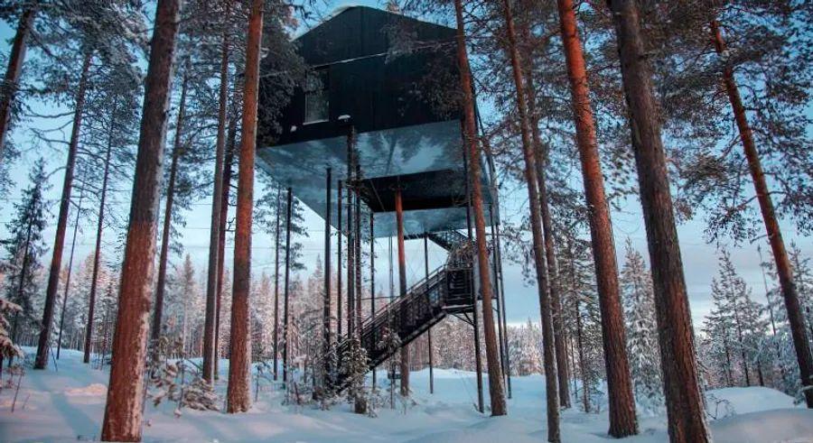 Cover Image for 11 incredible hotels hidden in remote locations