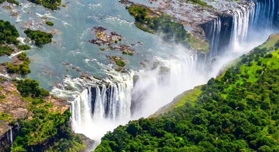 Cover Image for 30 of the most breathtaking destinations in Africa