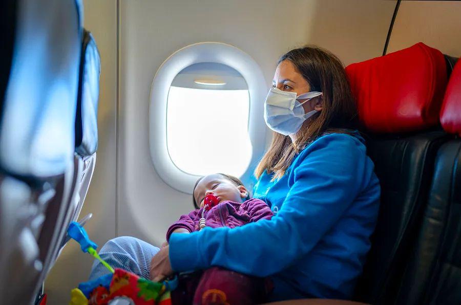 Cover Image for 11 Essential Tips for Traveling with a Baby During the Pandemic