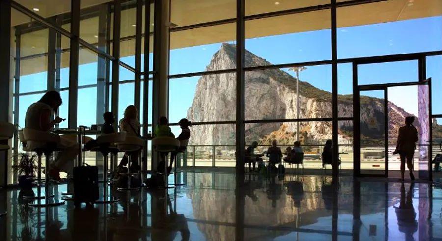 Cover Image for Airports that span multiple nations