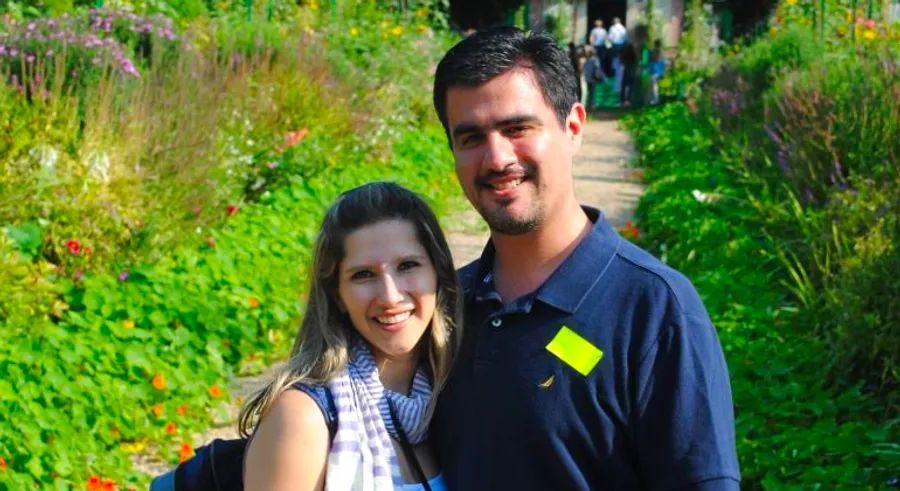 Cover Image for What transpired when two strangers chose to take a vacation together