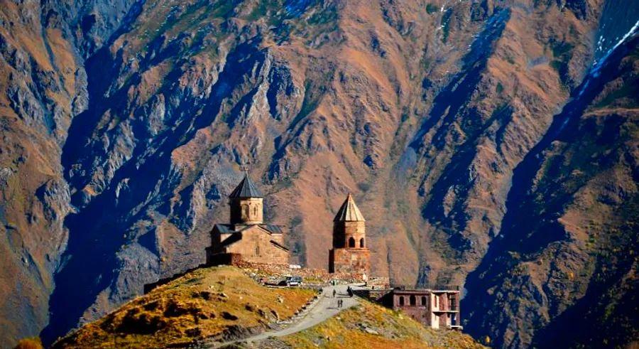 Cover Image for 10 Must-See Wonders in Georgia
