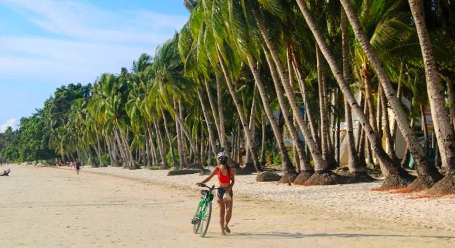 Cover Image for The Philippines has announced plans to reopen its borders to tourists 'soon.'