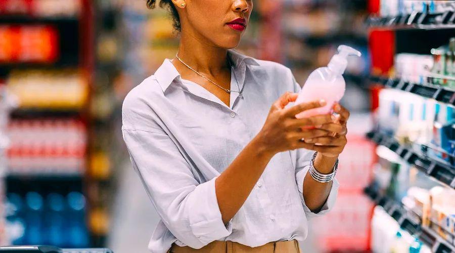 Cover Image for Endocrine-disrupting chemicals are widespread and could pose numerous health risks, experts warn