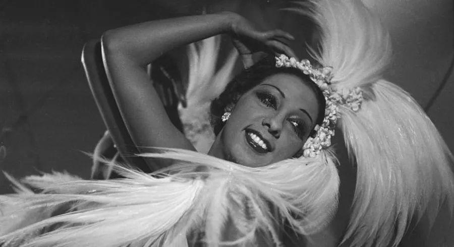 Cover Image for Following the journey of African American writers and artists in Paris