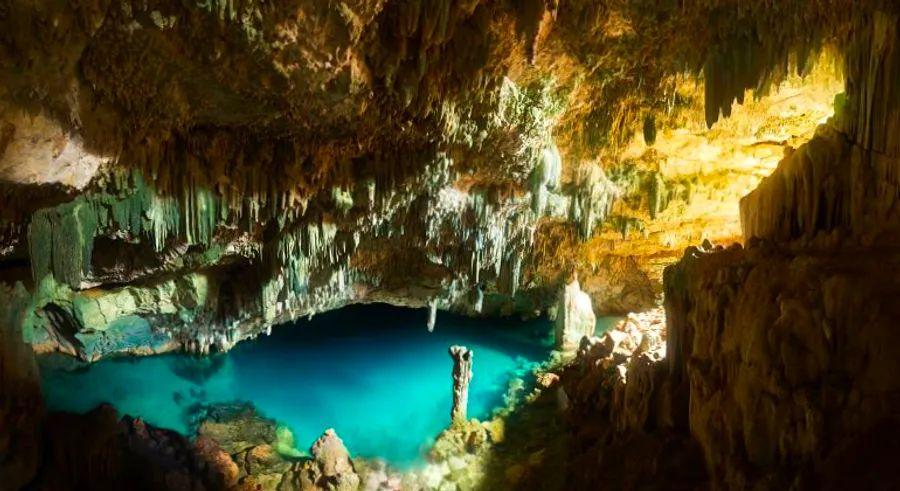 Cover Image for Labuan Bajo and the Enchanting Beauty of Indonesia’s Dragon Archipelago
