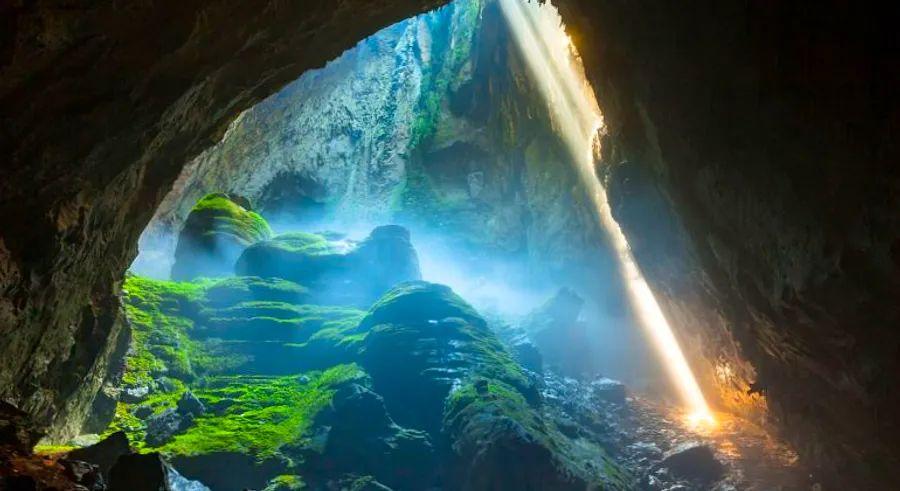 Cover Image for 13 unmissable Vietnam experiences