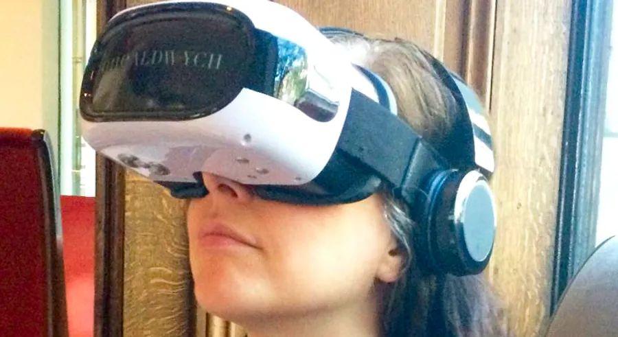 Cover Image for What does it feel like to enjoy a virtual cocktail?