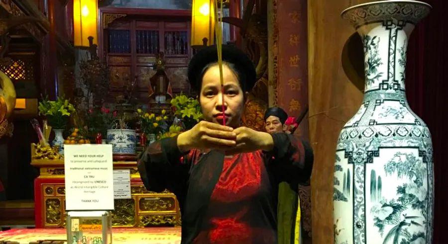 Cover Image for Ca trù: An Opera Night Amid the Streets of Hanoi