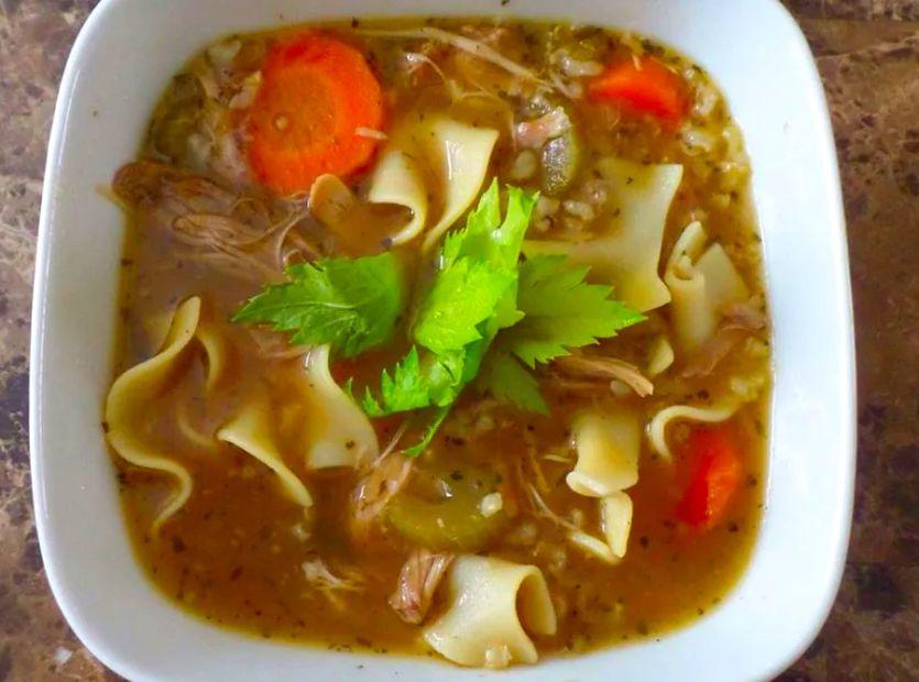 Cover Image for Slow Cooker Leftover Turkey Soup