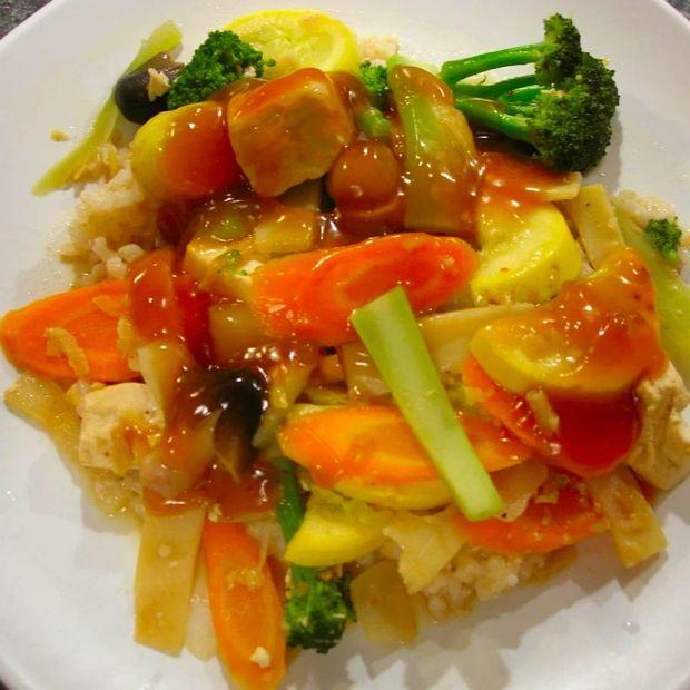 Cover Image for Tofu and Vegetable Stir-Fry