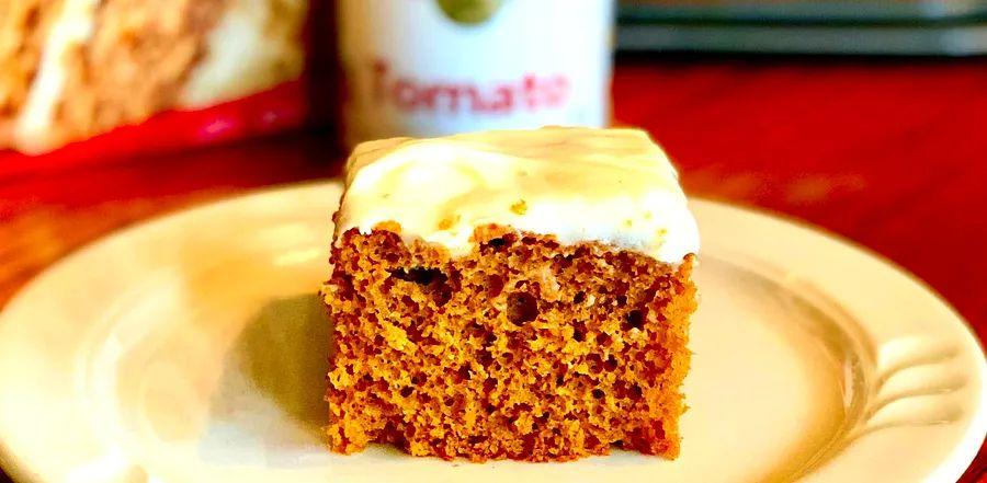 Cover Image for This 80-Year-Old Tomato Soup Cake is the Ultimate Vintage Fall Delight