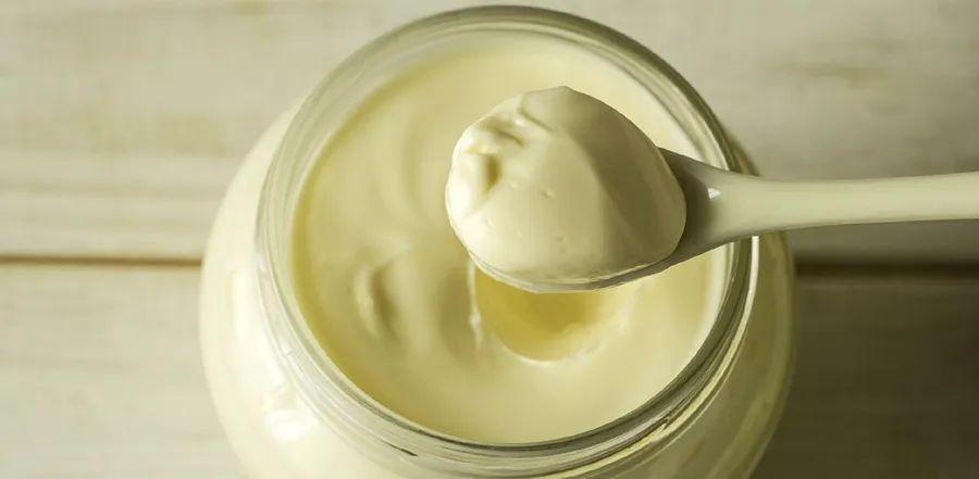 Cover Image for Master the art of quick cooking with our comprehensive mayonnaise guide.