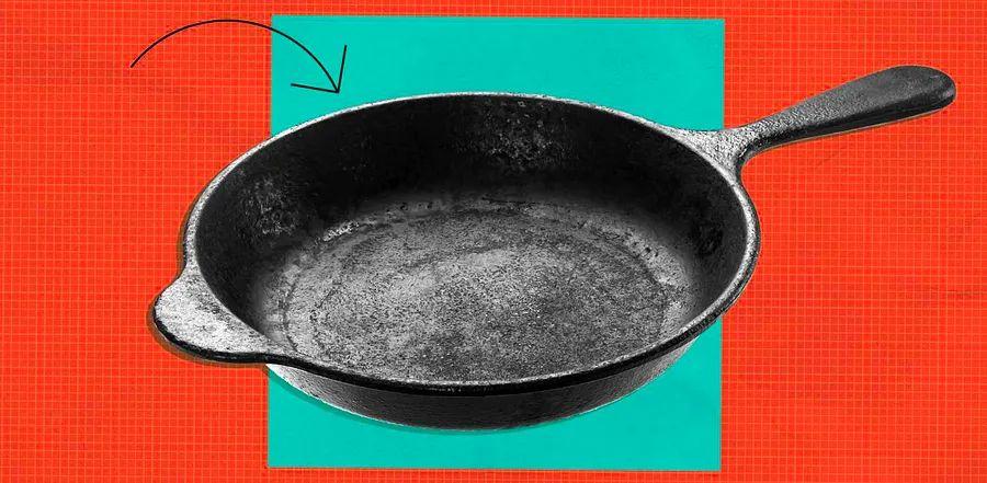 Cover Image for Lodge Settles the Debate: The Best Way to Clean Your Cast Iron Pans Revealed