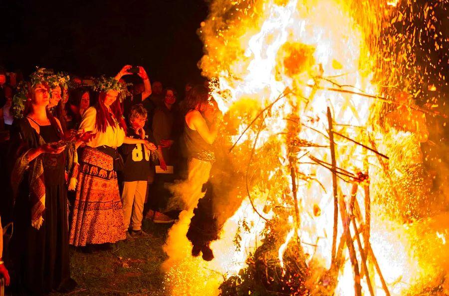 Cover Image for What Is Beltane and What Foods Should You Prepare for It?