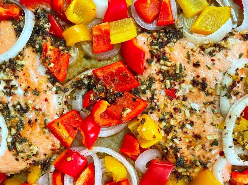 Cover Image for Sheet Pan Salmon with Bell Peppers