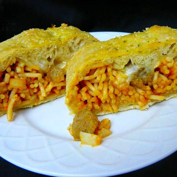 Cover Image for Spaghetti Pizza Roll