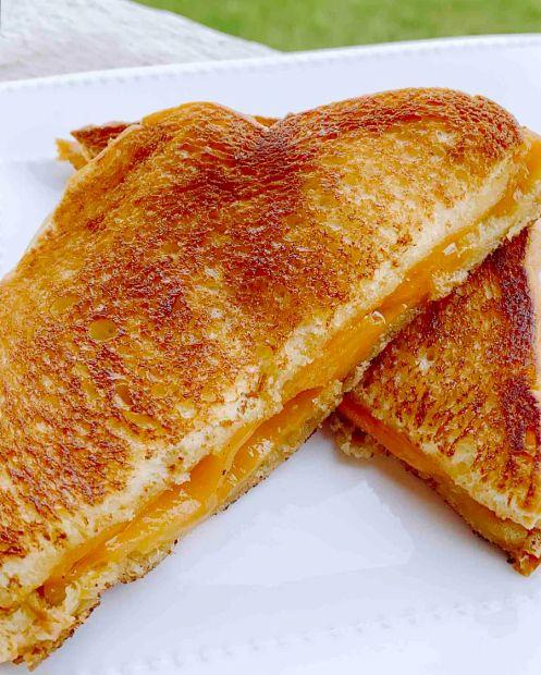 Cover Image for Sweet and Savory Grilled Cheese