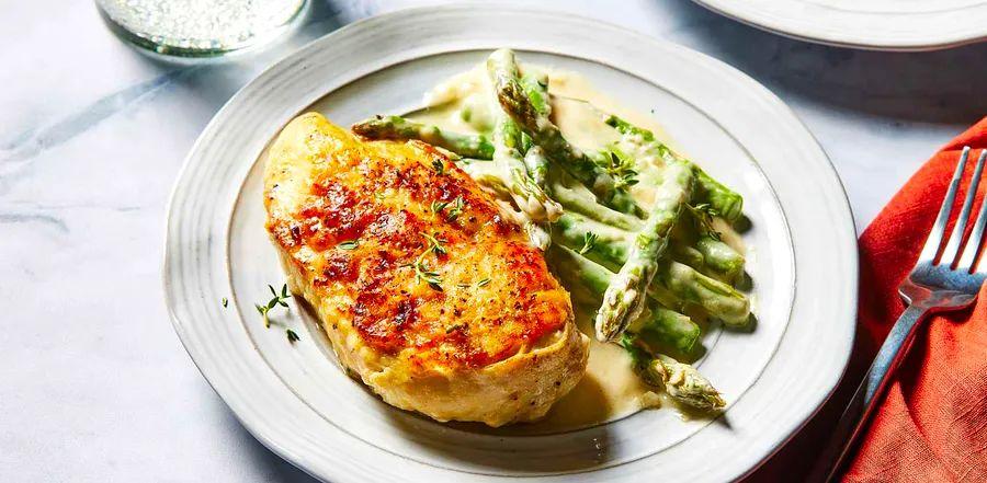 Cover Image for This 2-Ingredient Chicken Dinner Is My Go-To Meal