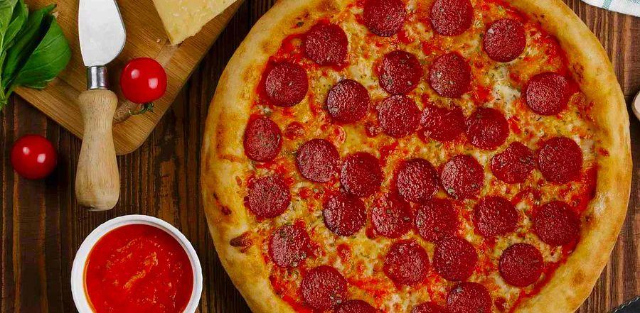 Cover Image for What is Pepperoni?