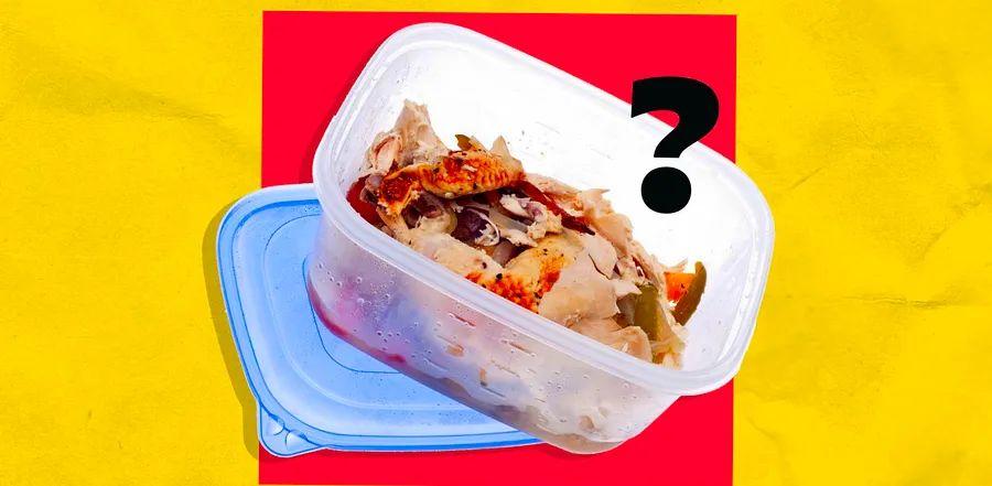 Cover Image for The Risks of Reheating Chicken in the Microwave