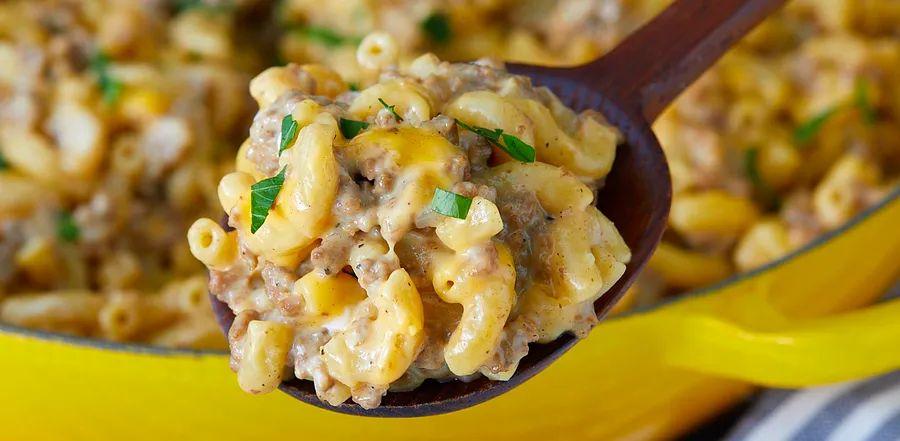 Cover Image for Cheesy Hamburger Macaroni Delight