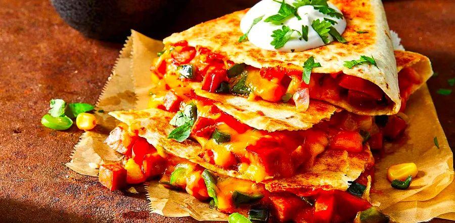 Cover Image for 13 Delicious Poblano Pepper Recipes to Spice Up Your Weeknights