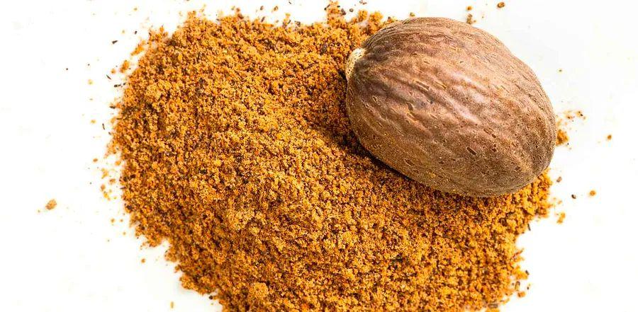 Cover Image for Nutmeg 101: What It Is and How to Use It