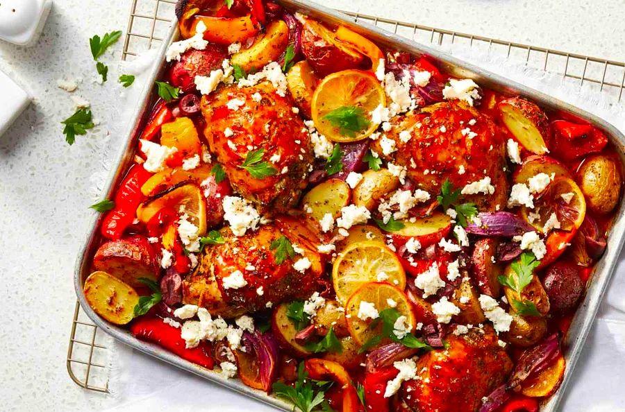 Cover Image for 12 Easy and Wholesome Sheet Pan Dinners for the Winter Months