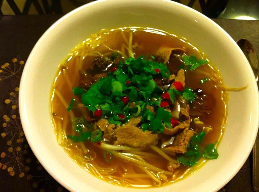 Cover Image for The Simplest Way to Prepare Pho at Home