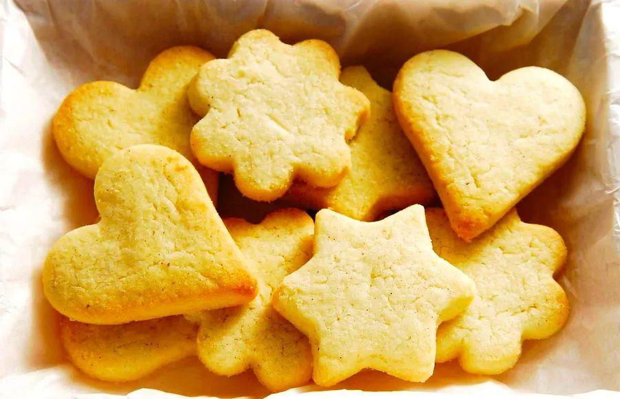 Cover Image for The $2 Upgrade That Transforms My Baked Goods into Irresistibly Delicious Treats