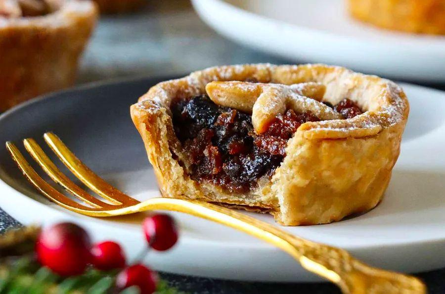 Cover Image for What is Mincemeat, Exactly?